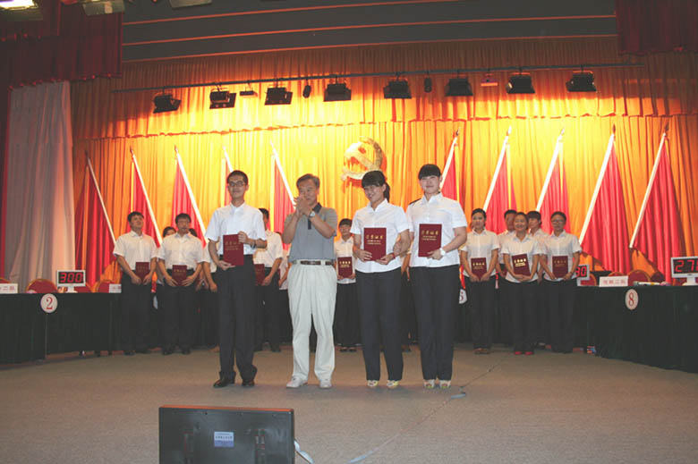 a04.jpg